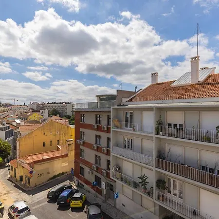 Apartment Charming Design Lissabon